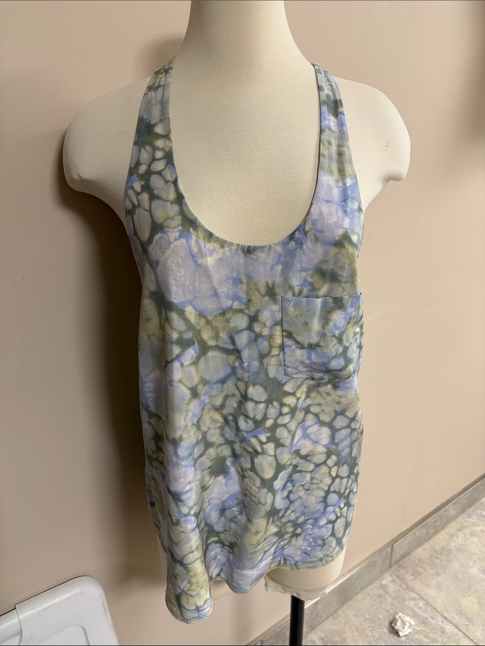 Silk Wilfred Tank Top Blouse in flower pattern Medium